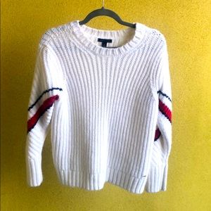 White tommy sweater pullover